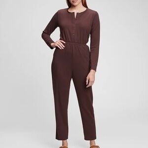 1 hour sale. GAP Maternity, Large, brown cozy onesie pants jumper, long sleeve
